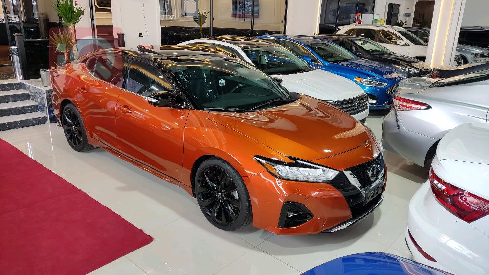 Nissan Maxima